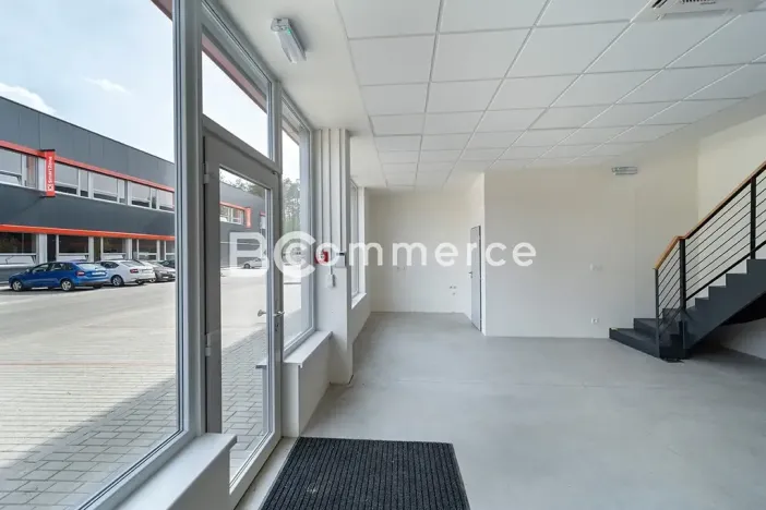 Pronájem skladu, Kuřim, 571 m2