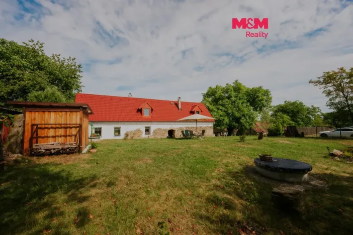 Prodej rodinného domu, Kadov - Lnářský Málkov, 250 m2