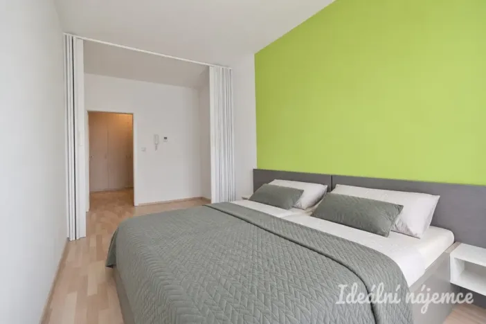Pronájem bytu 2+kk, Brno, Kigginsova, 52 m2