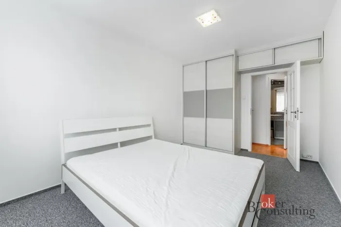 Pronájem bytu 3+kk, Praha - Prosek, Cihlářská, 74 m2