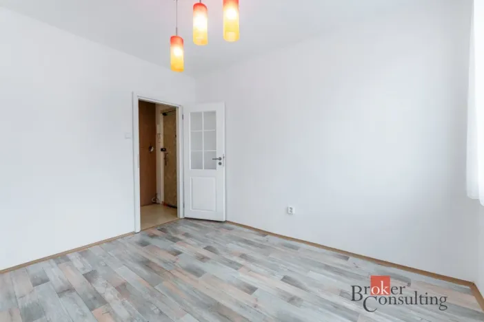 Pronájem bytu 3+kk, Praha - Prosek, Cihlářská, 74 m2