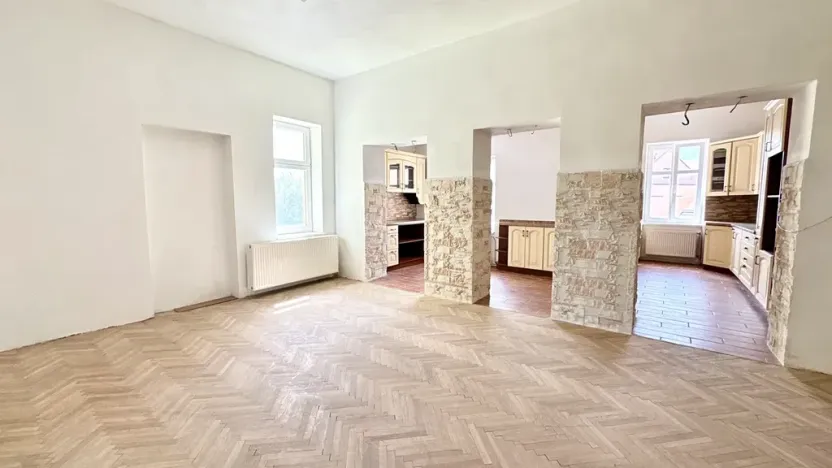 Prodej vily, Třešť, Palackého, 804 m2