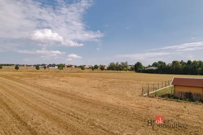 Prodej pozemku pro bydlení, Kosice, 1367 m2