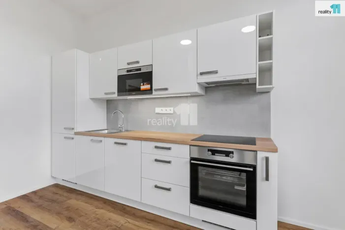Prodej bytu 2+kk, Jablonec nad Nisou - Mšeno nad Nisou, Palackého, 51 m2