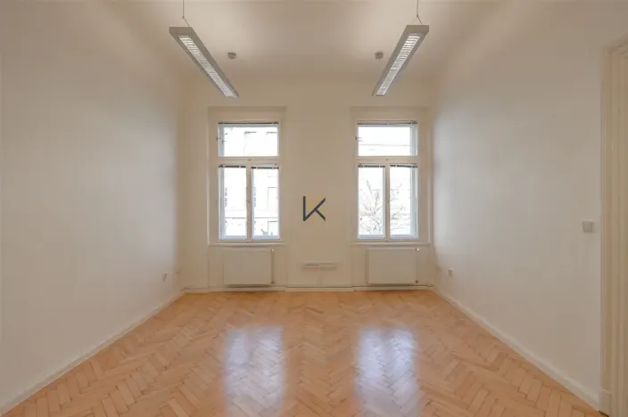 Pronájem kanceláře, Praha, Klimentská, 104 m2
