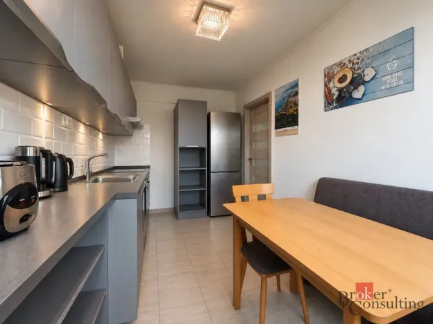 Prodej bytu 2+1, Plzeň - Jižní Předměstí, Kardinála Berana, 60 m2