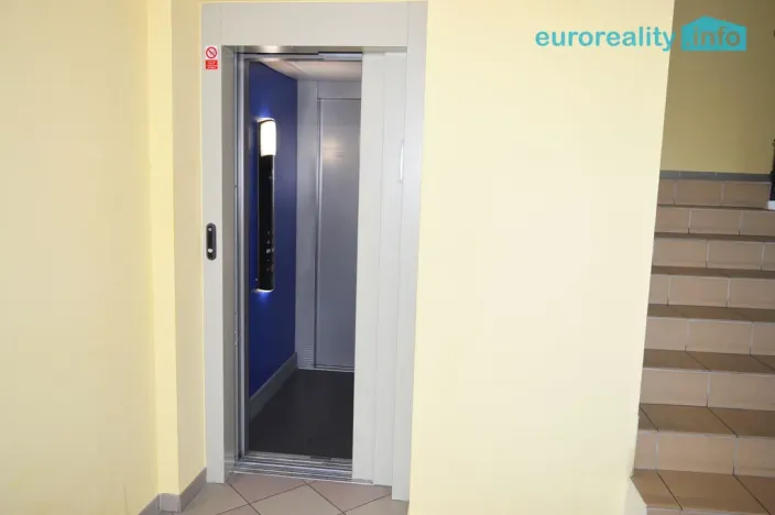 Pronájem bytu 2+kk, Kladno, O. Peška, 59 m2