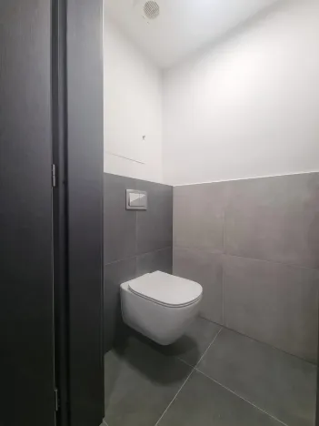 Pronájem bytu 2+kk, Pardubice - Zelené Předměstí, Pod Vinicí, 64 m2
