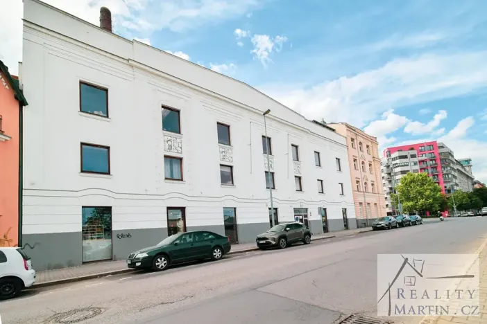 Prodej bytu 1+1, Praha, Bartoškova, 62 m2