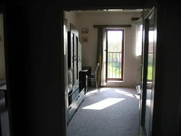 Pronájem bytu 1+kk, Hostivice, Školská, 28 m2