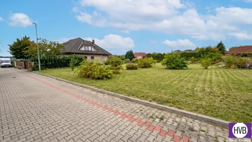 Prodej pozemku pro bydlení, Lichoceves - Noutonice, 911 m2