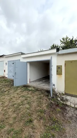 Pronájem garáže, Brno, U viaduktu, 18 m2