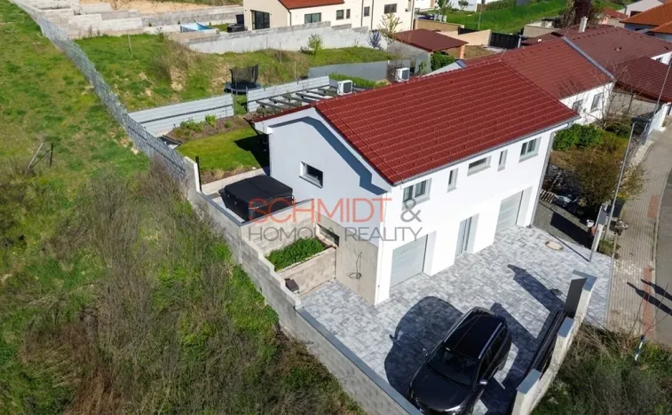 Prodej ubytování, Valtice, Polní, 161 m2