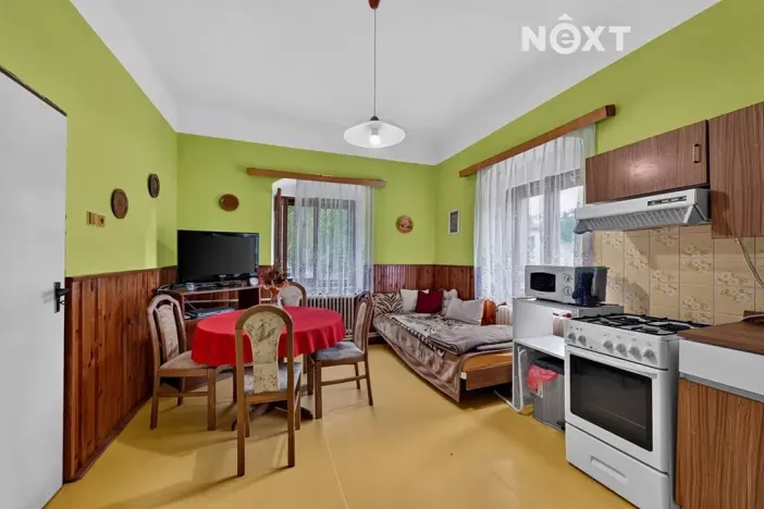 Prodej rodinného domu, Kožlany, Pražská, 200 m2