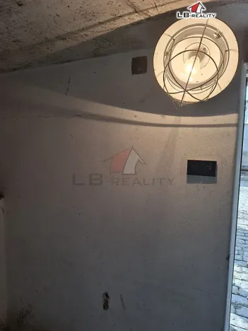 Pronájem garáže, Kolín, Ovčárecká, 25 m2