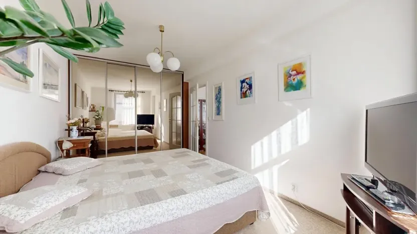 Prodej bytu 2+kk, Praha - Vinohrady, Hradecká, 61 m2