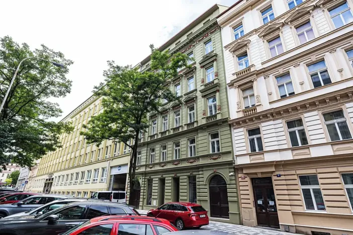 Pronájem - jiné, Praha - Vinohrady, Sázavská, 2 m2