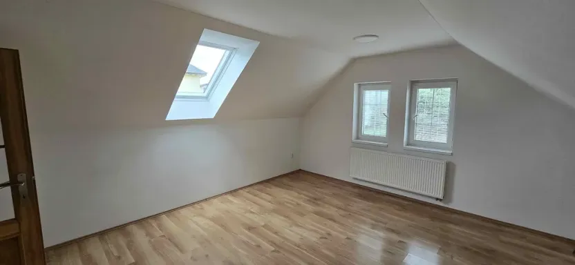 Pronájem rodinného domu, Osek, 130 m2