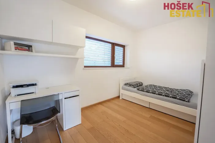 Prodej rodinného domu, Holubice, 240 m2