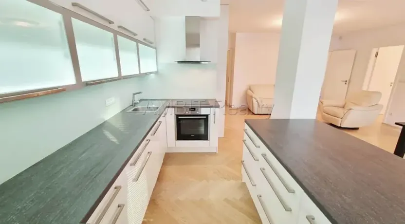 Pronájem bytu 4+kk, Praha - Žižkov, Kališnická, 99 m2