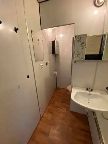 Pronájem bytu 1+kk, Liberec, Dobiášova, 20 m2