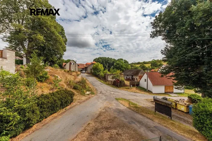 Prodej zemědělské usedlosti, Soběhrdy, 365 m2
