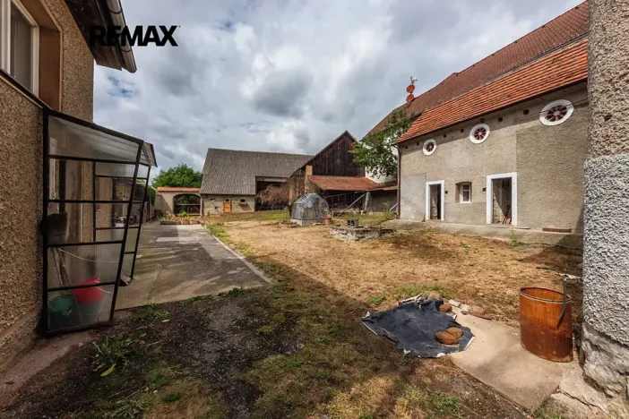 Prodej zemědělské usedlosti, Soběhrdy, 365 m2