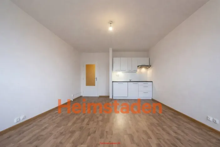 Pronájem bytu 1+kk, Orlová - Lutyně, Masarykova třída, 26 m2