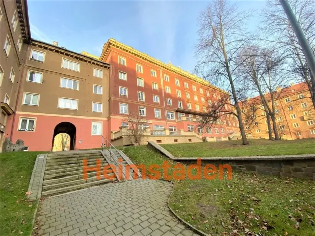 Pronájem bytu 2+1, Ostrava - Poruba, náměstí Jana Nerudy, 74 m2