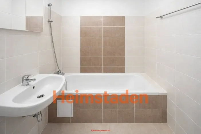 Pronájem bytu 2+1, Ostrava - Poruba, Francouzská, 53 m2
