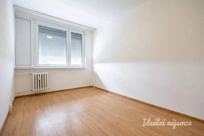 Pronájem bytu 2+kk, Praha, Lessnerova, 43 m2