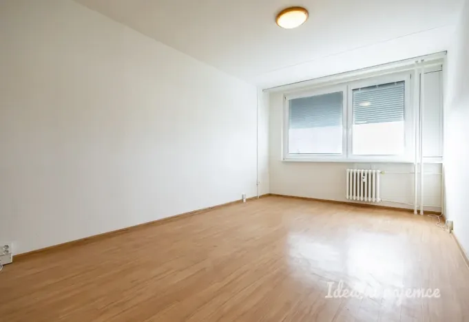 Pronájem bytu 2+kk, Praha, Lessnerova, 43 m2