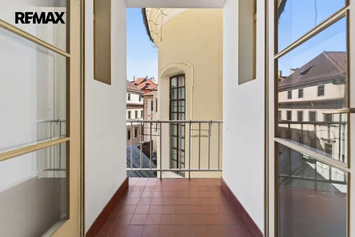 Pronájem kanceláře, Praha - Staré Město, Staroměstské náměstí, 130 m2