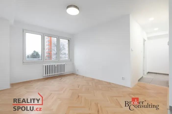 Pronájem bytu 2+kk, Ostrava - Poruba, Svojsíkova, 41 m2
