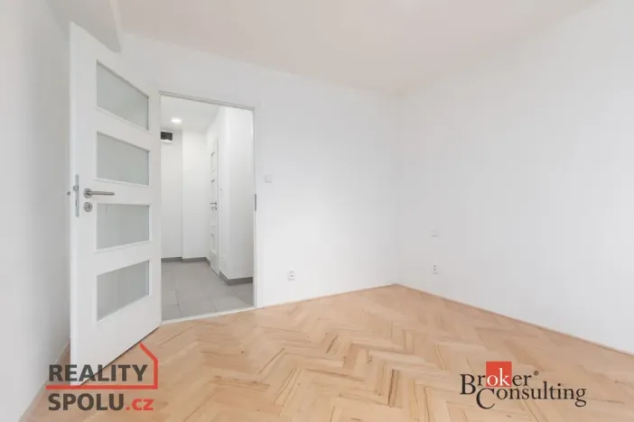 Pronájem bytu 2+kk, Ostrava - Poruba, Svojsíkova, 41 m2