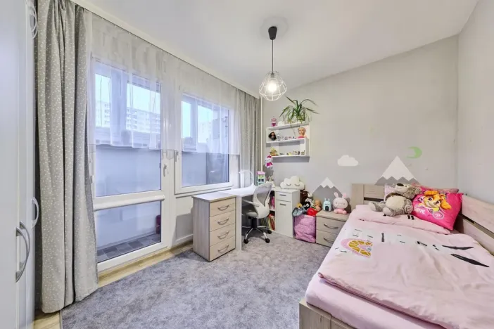 Prodej bytu 3+1, Hradec Králové - Nový Hradec Králové, třída Edvarda Beneše, 79 m2