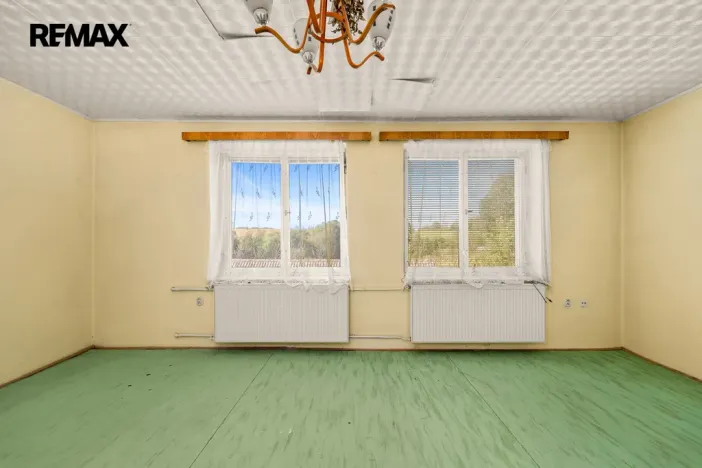 Prodej bytu 3+1, Pelhřimov - Lipice, 78 m2