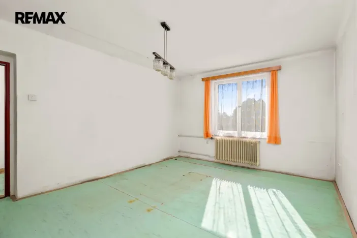 Prodej bytu 3+1, Pelhřimov - Lipice, 78 m2