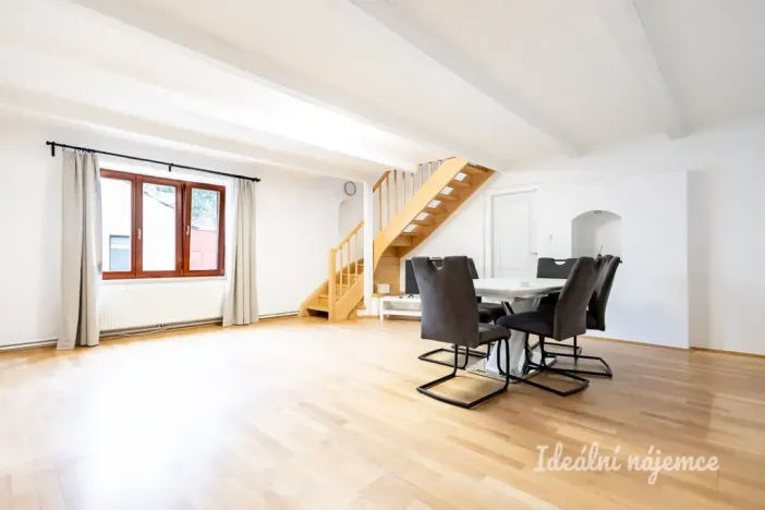 Pronájem bytu 4+kk, Brandýs nad Labem-Stará Boleslav, Železná, 140 m2