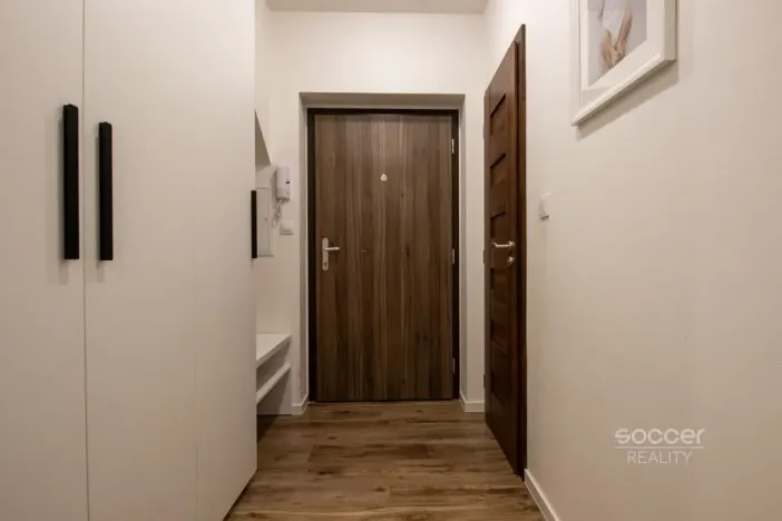 Prodej bytu 4+kk, Zápy, 83 m2