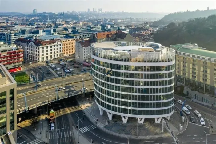 Pronájem kanceláře, Praha - Smíchov, Plzeňská, 265 m2