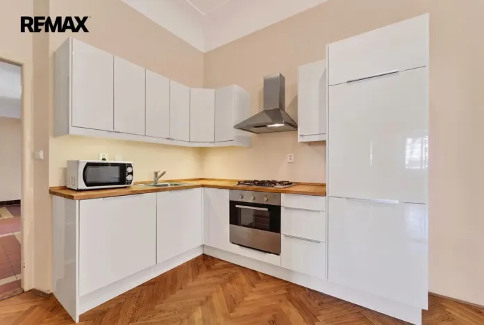 Pronájem bytu 3+1, Praha - Staré Město, Staroměstské náměstí, 130 m2