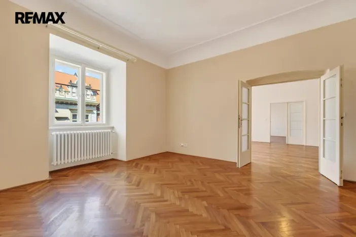 Pronájem bytu 3+1, Praha - Staré Město, Staroměstské náměstí, 130 m2