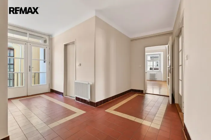 Pronájem bytu 3+1, Praha - Staré Město, Staroměstské náměstí, 130 m2