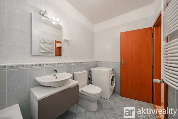 Pronájem bytu 2+kk, Praha - Smíchov, Na Císařce, 49 m2