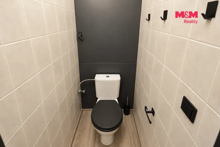 Pronájem bytu 2+1, Hradec Králové - Nový Hradec Králové, Brožíkova, 60 m2