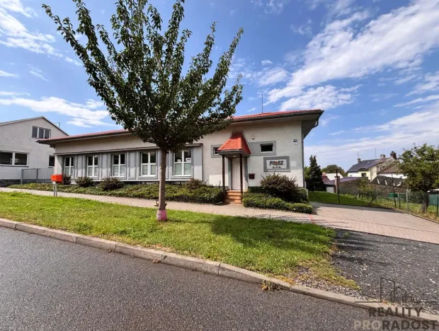 Prodej komerční nemovitosti, Šternberk, Svatoplukova, 244 m2