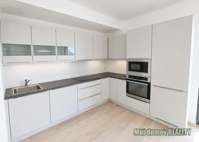 Pronájem bytu 4+kk, Praha - Libeň, 86 m2