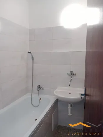 Pronájem bytu 1+kk, Kroměříž, Oskol, 28 m2