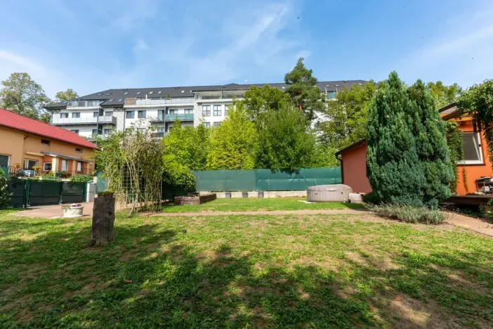 Prodej rodinného domu, Milovice, Kaštanová, 63 m2